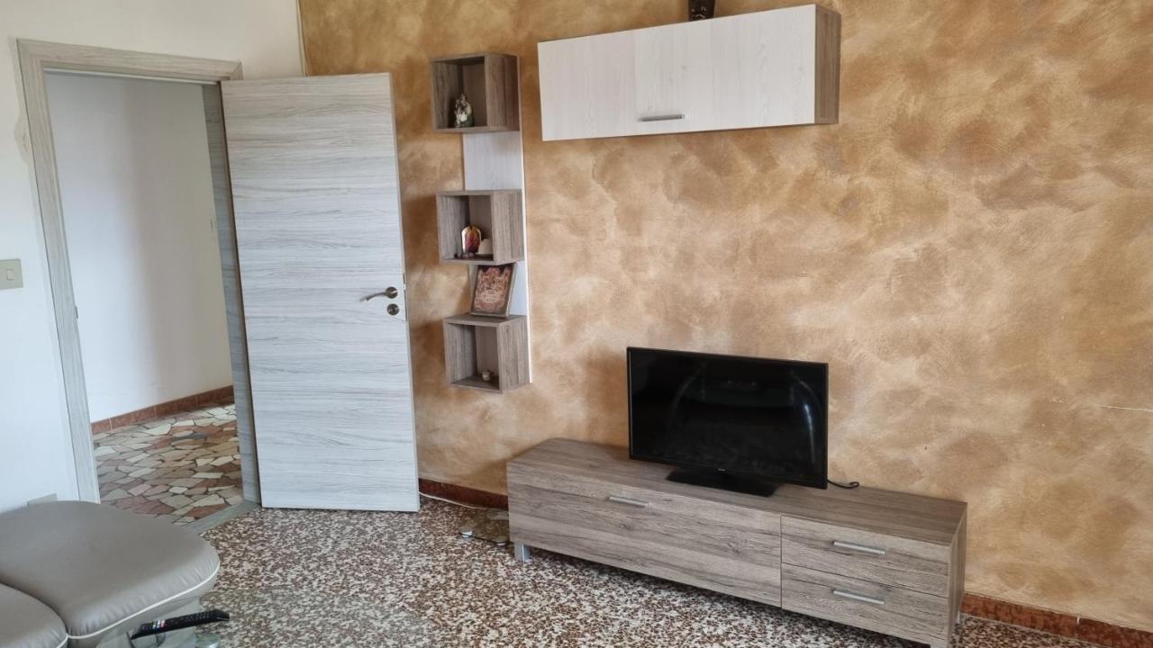 Milli Apartment Ferrara Exterior photo
